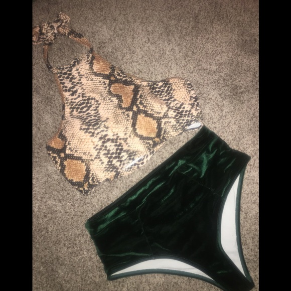 Two Piece Swimwear Set - Picture 1 of 3